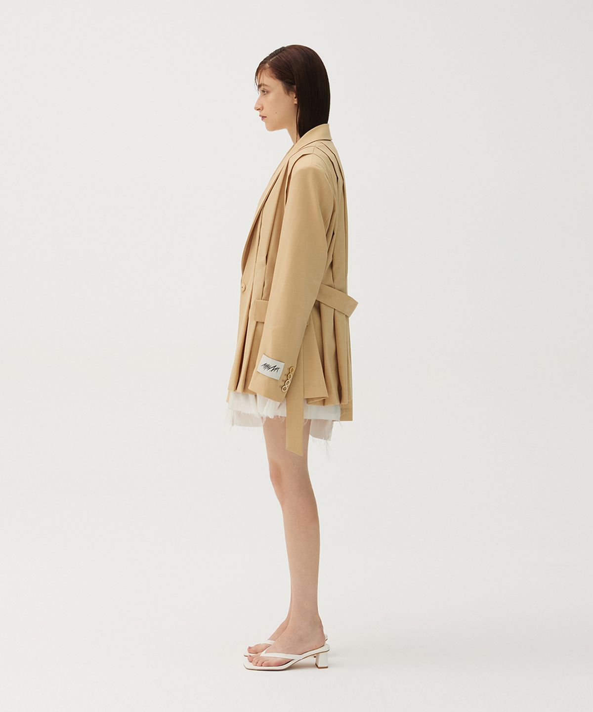 므아므(MMAM) Detachable collar tuck jacket