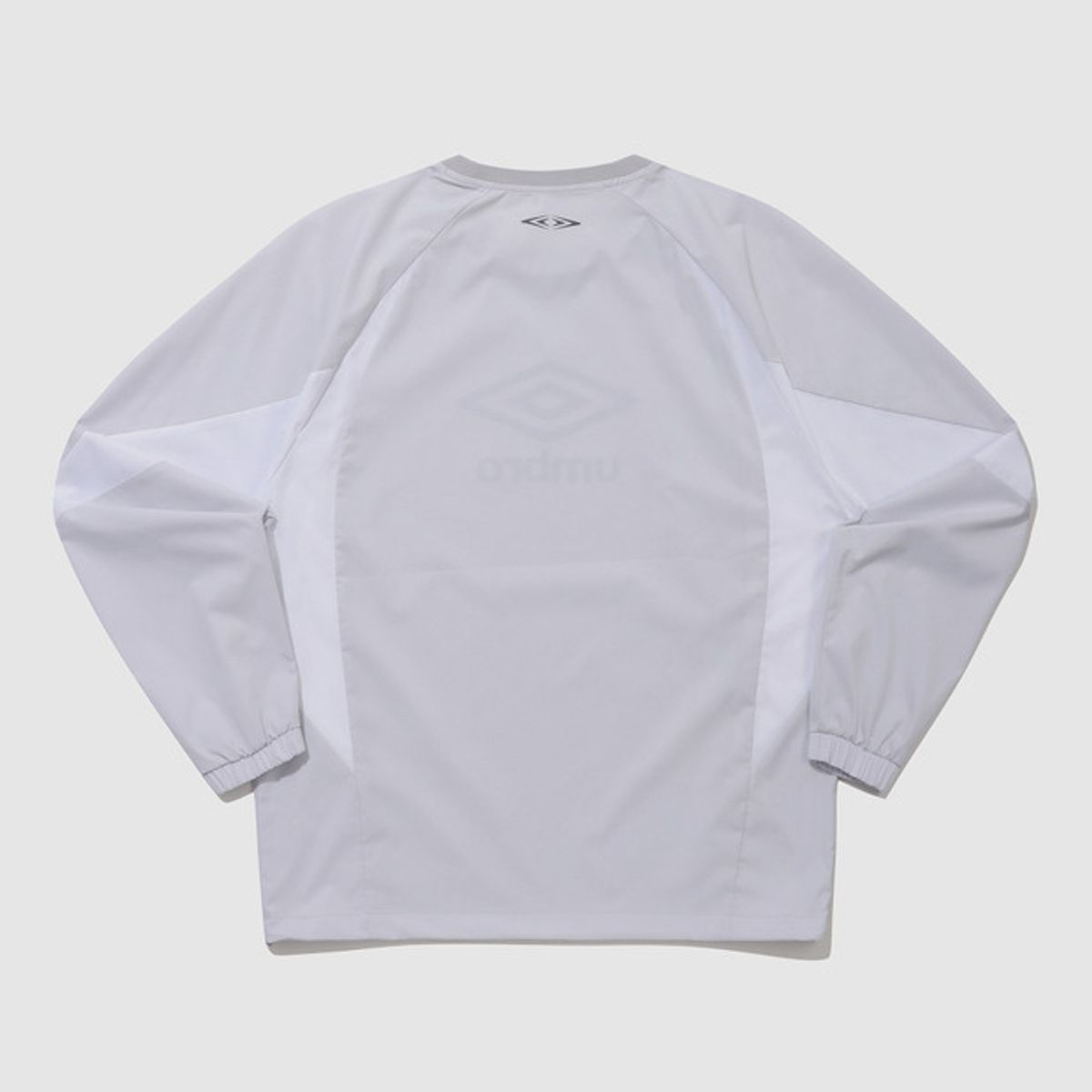 엄브로(UMBRO) 더블컷 긴팔 피스테 그레이(UQ221SWT53)