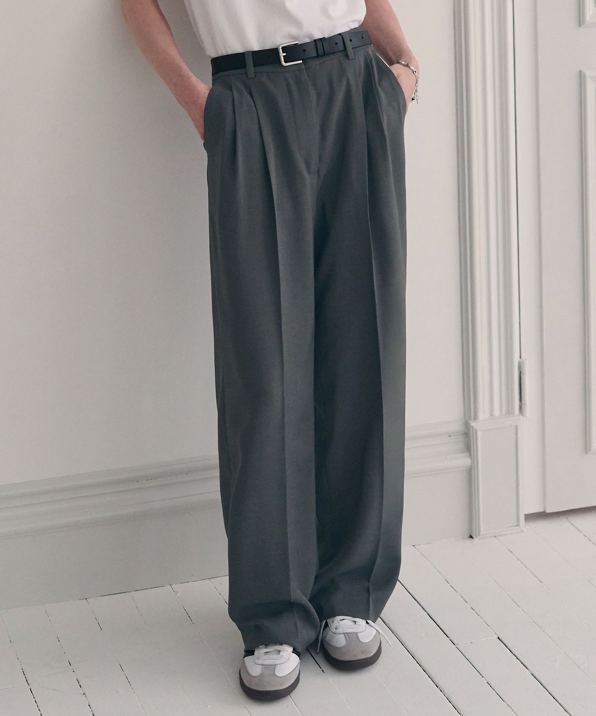 드로우핏 우먼(DRAWFIT WOMEN) 썸머 투턱 와이드 슬랙스 [BEIGE]