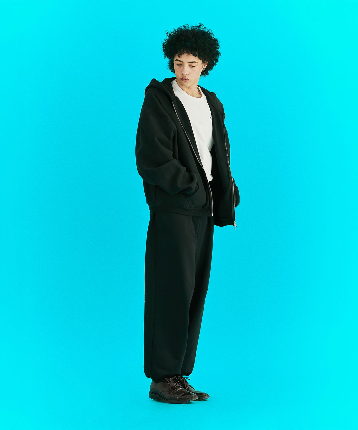 에르에르(ERER) Men Washed Jogger Pants Black