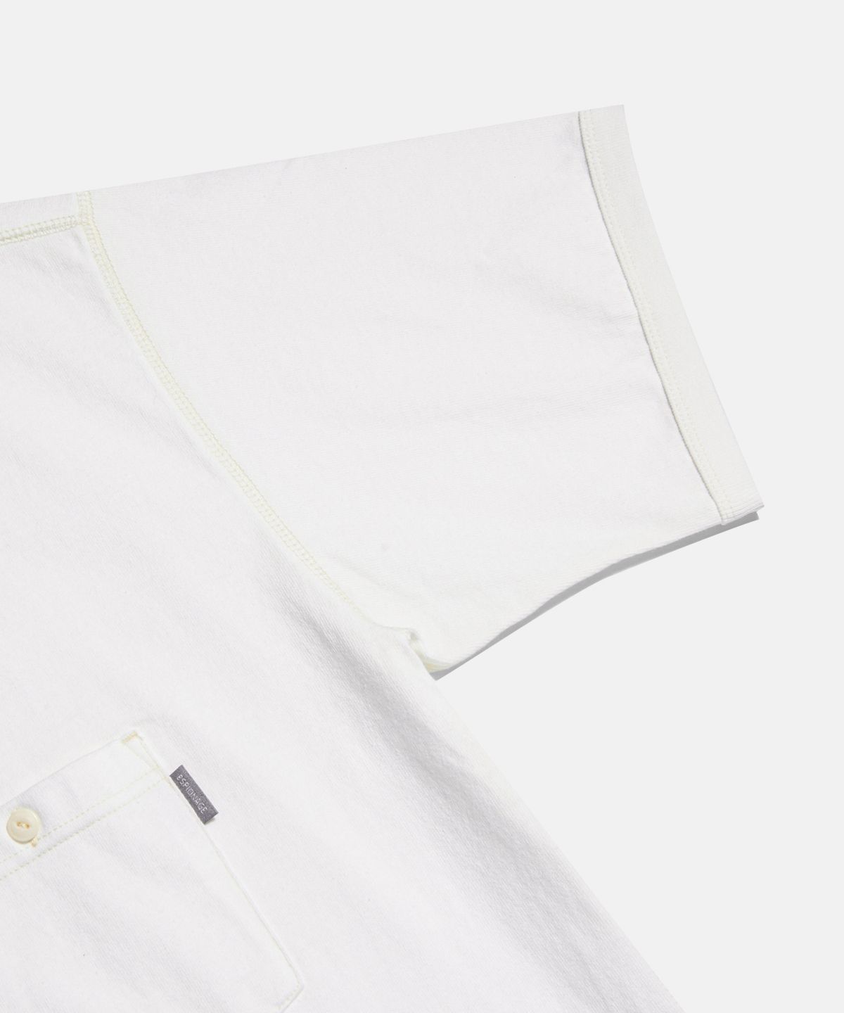 에스피오나지(ESPIONAGE) Wide Henley Pocket Tee Off White