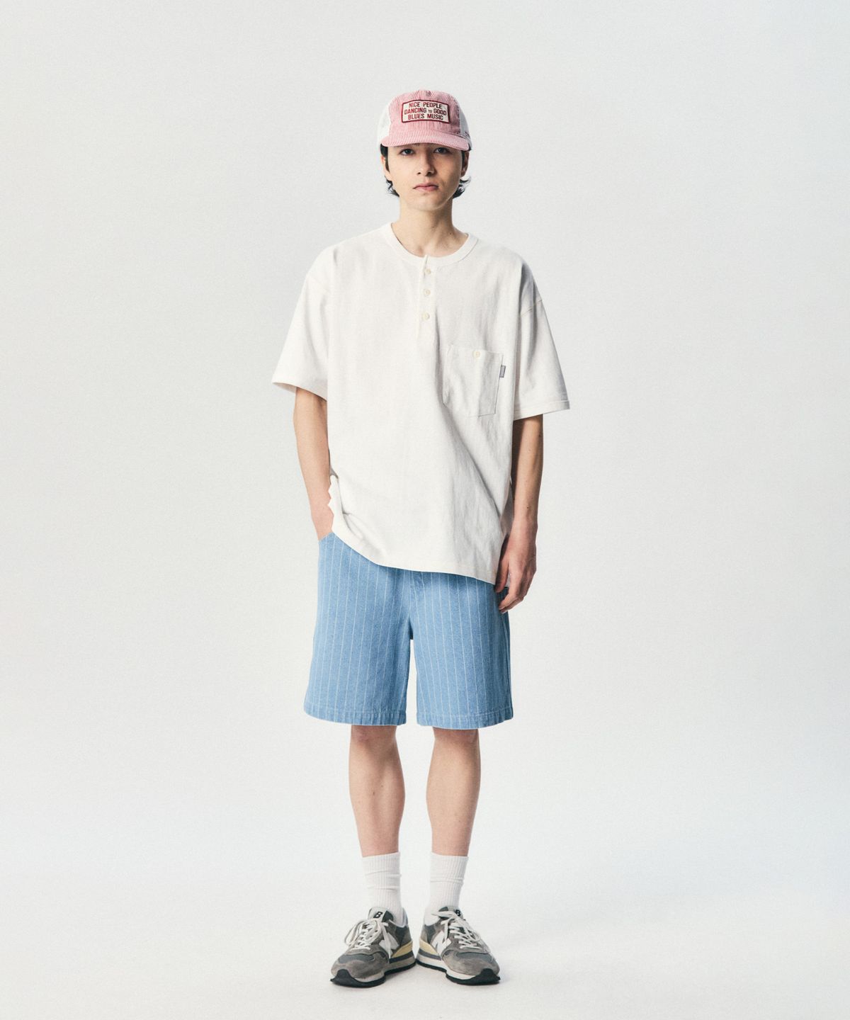 에스피오나지(ESPIONAGE) Wide Henley Pocket Tee Off White