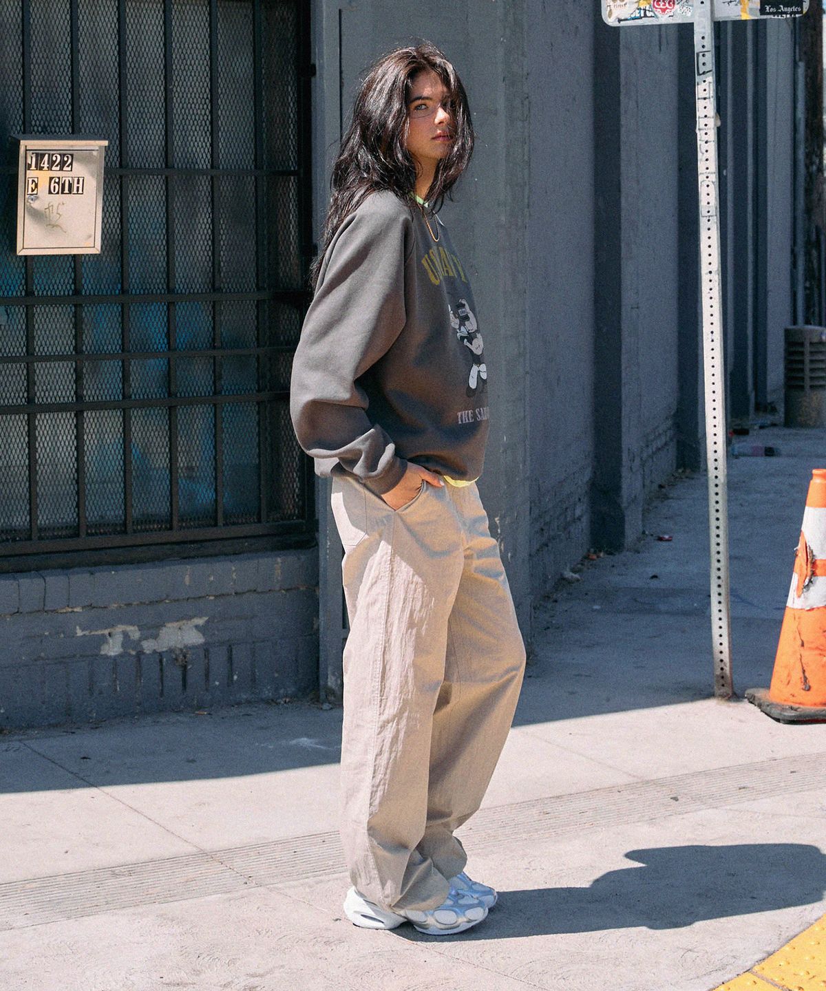 에르에르(ERER) Lightweight Chino Pants Gracy Beige
