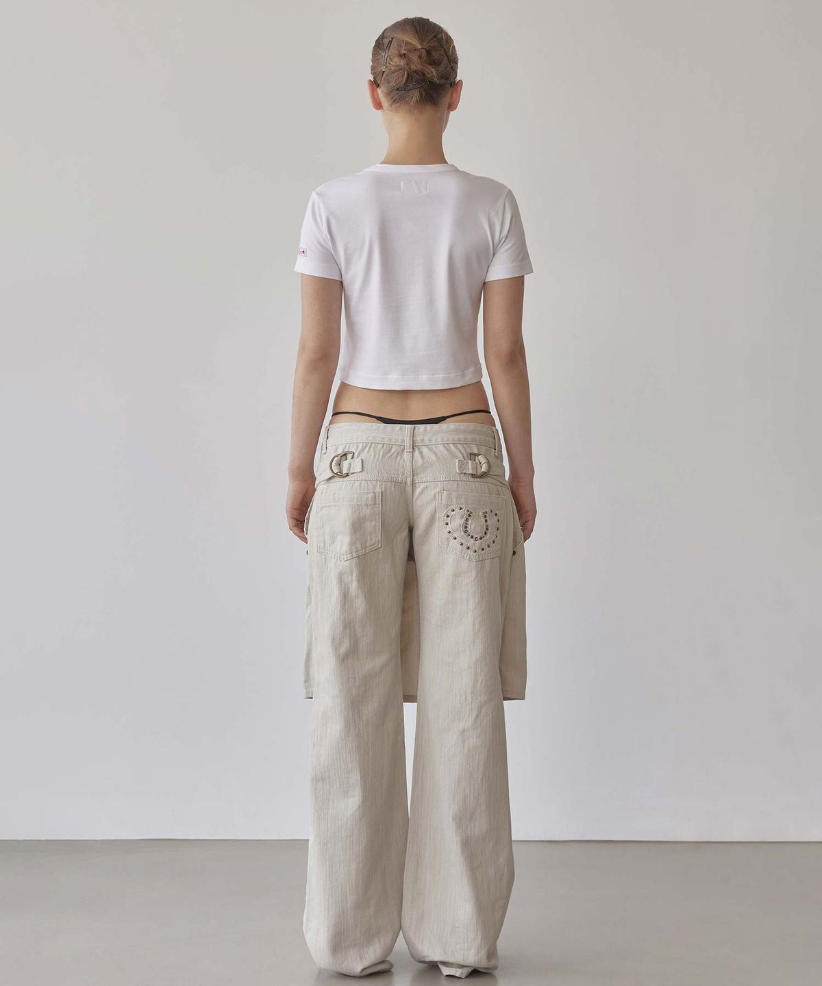 스컬프터(SCULPTOR) The Day Dreamers Crop Top White