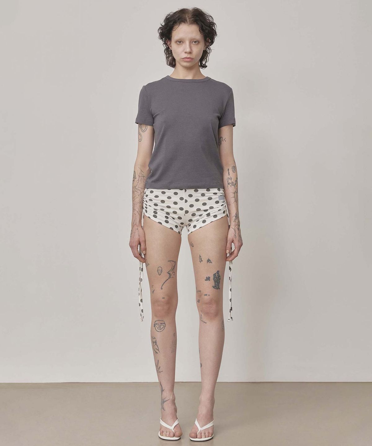 스컬프터(SCULPTOR) The Day Dreamers Tee Charcoal