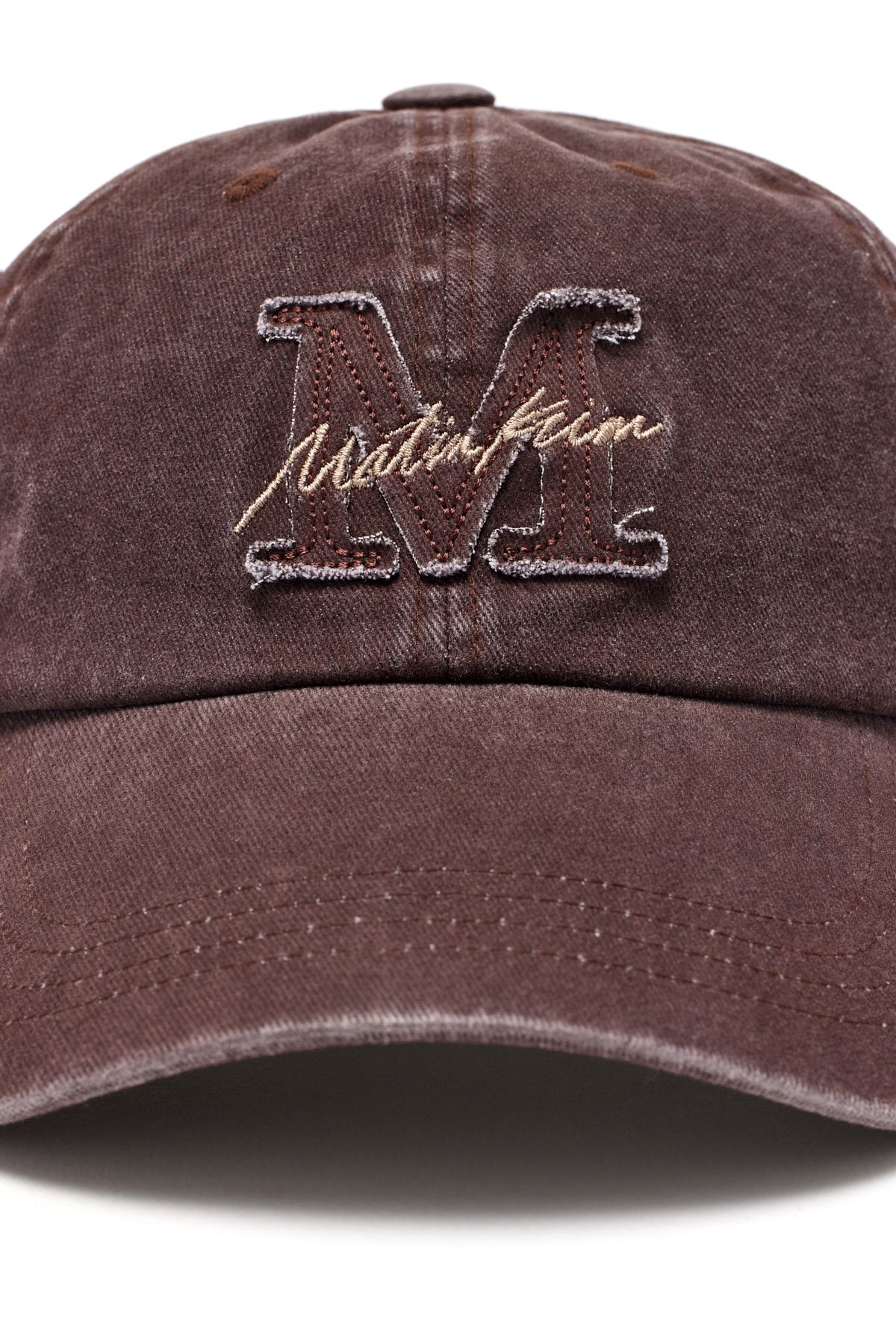 MUSINSA公式 | MATIN KIM MATIN CURSIVE BALL CAP IN BROWN