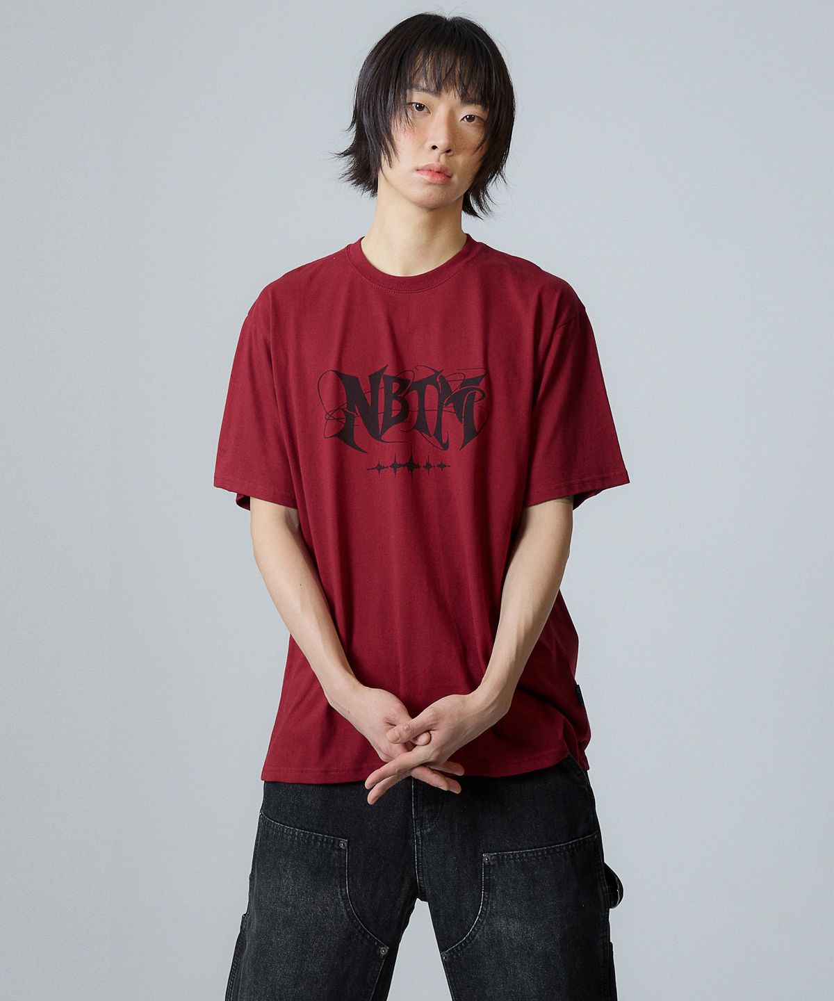 낫띵이즈베럴댄미(NOTHINGISBETTERTHANME) GALAXY LOGO TEE_burgundy
