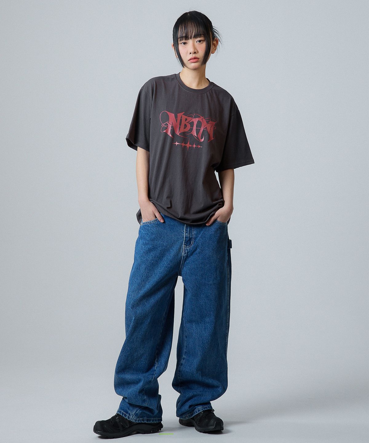 낫띵이즈베럴댄미(NOTHINGISBETTERTHANME) GALAXY LOGO TEE_charcoal