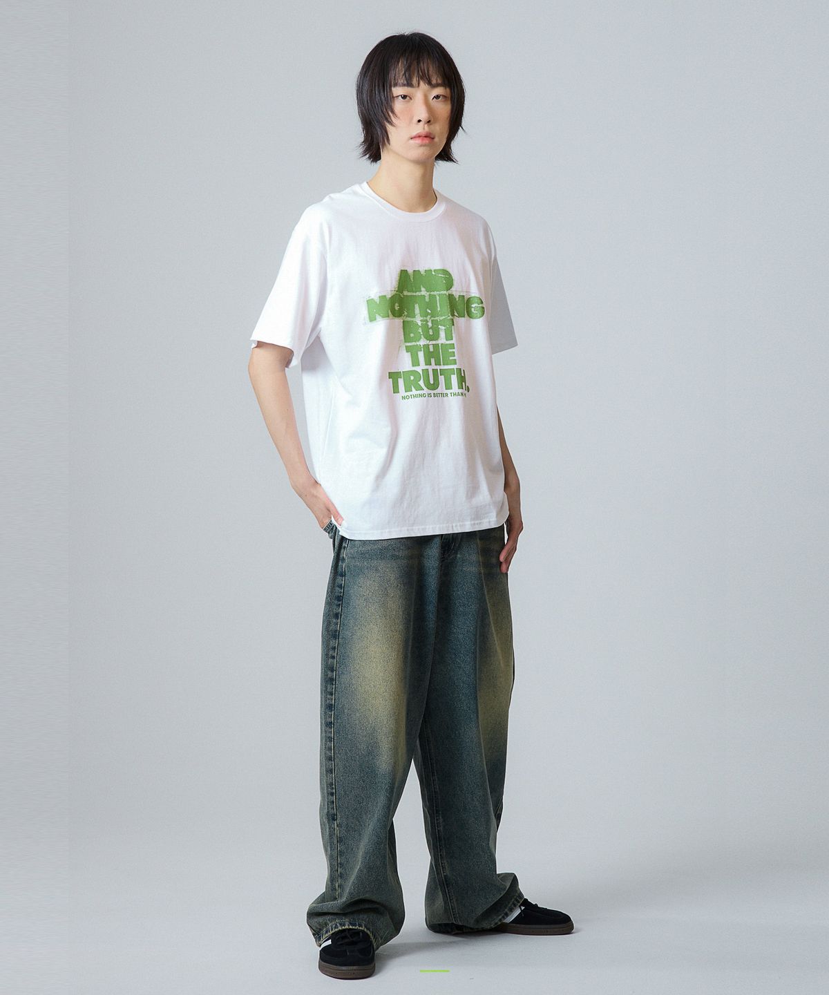 낫띵이즈베럴댄미(NOTHINGISBETTERTHANME) SCRATCH LETTERING TEE_white