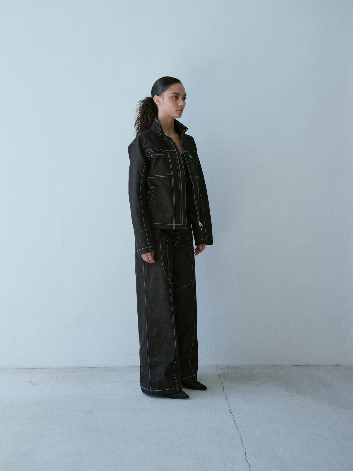 콥키노(KOBKINO) CURVED OVERSIZE DENIM PANTS (BLACK)