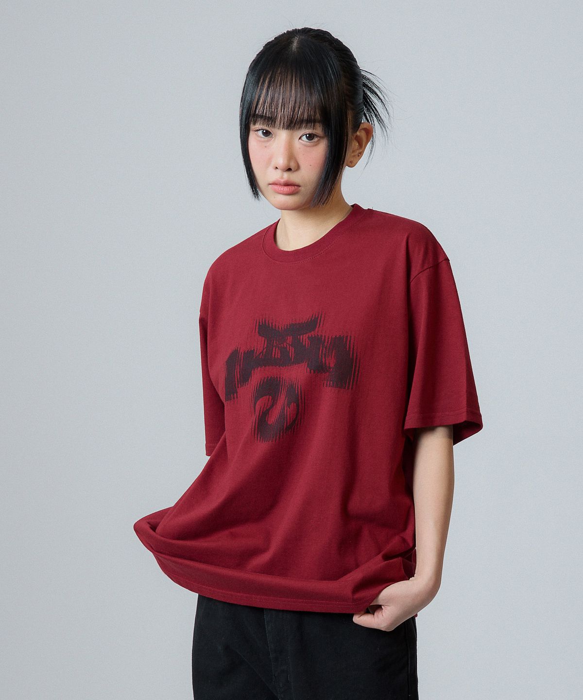 낫띵이즈베럴댄미(NOTHINGISBETTERTHANME) NBTM SYMBOL TEE_burgundy