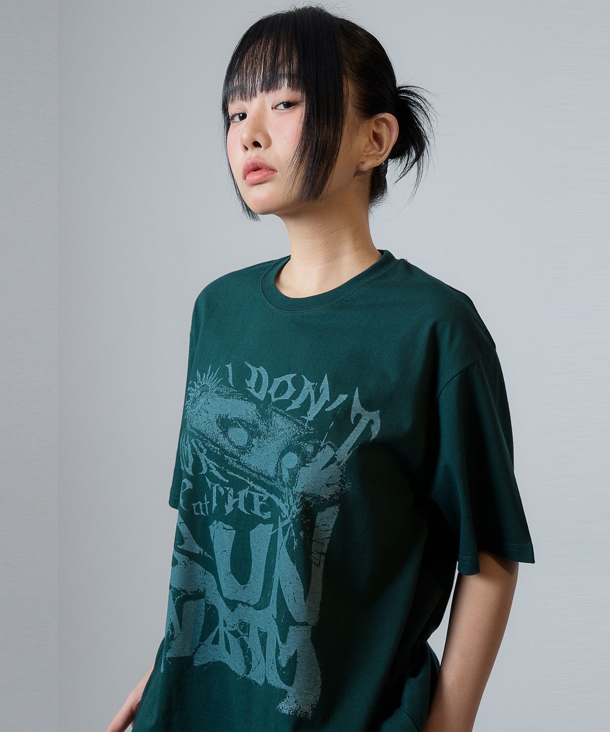 낫띵이즈베럴댄미(NOTHINGISBETTERTHANME) SUN ARTWORK TEE_green