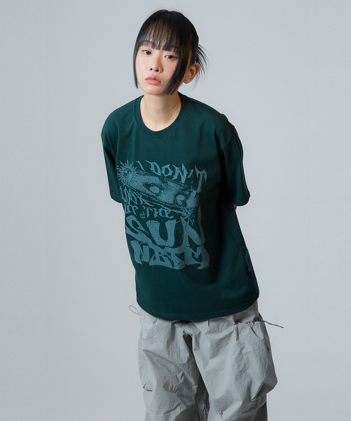 낫띵이즈베럴댄미(NOTHINGISBETTERTHANME) SUN ARTWORK TEE_green