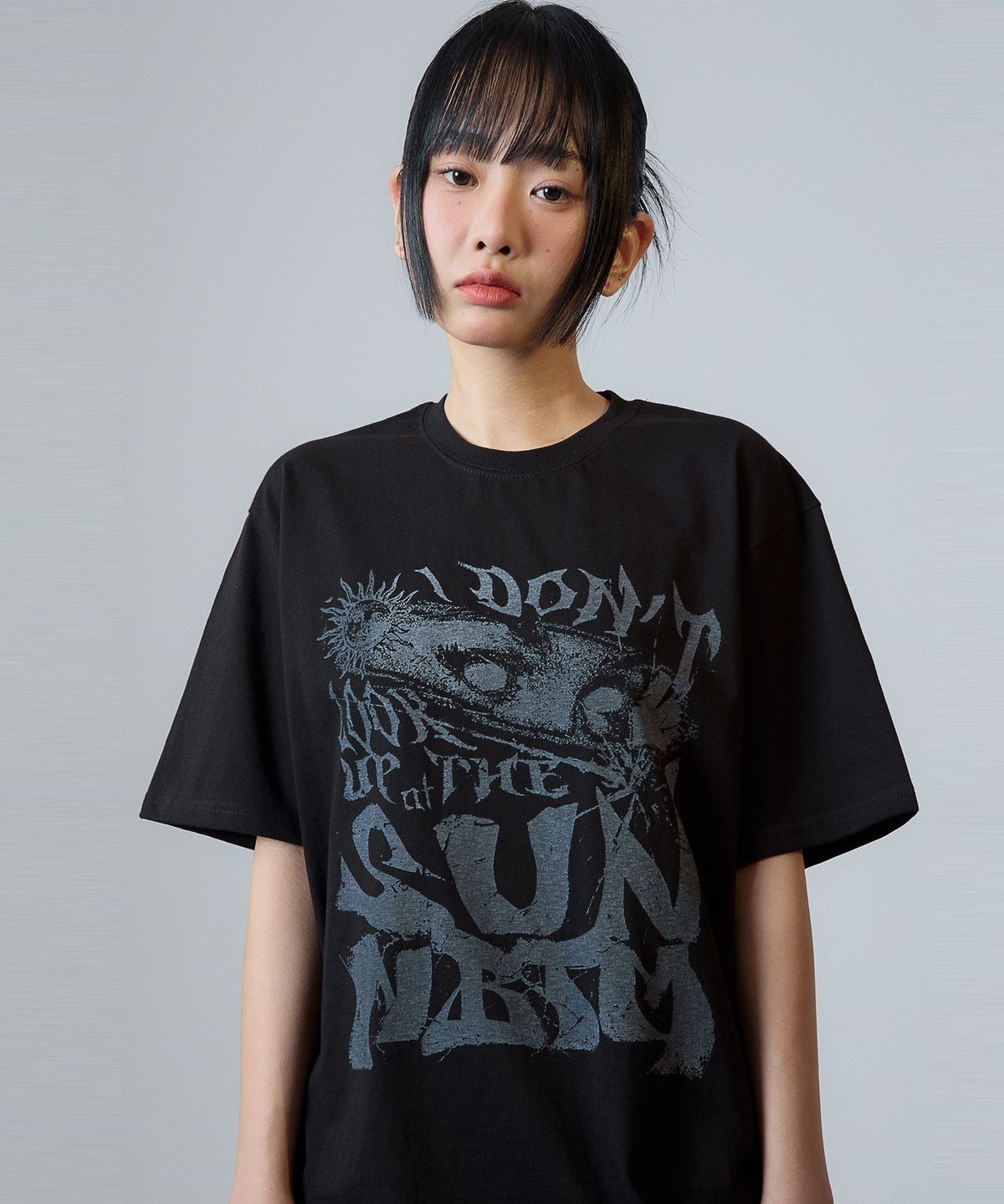 낫띵이즈베럴댄미(NOTHINGISBETTERTHANME) SUN ARTWORK TEE_black