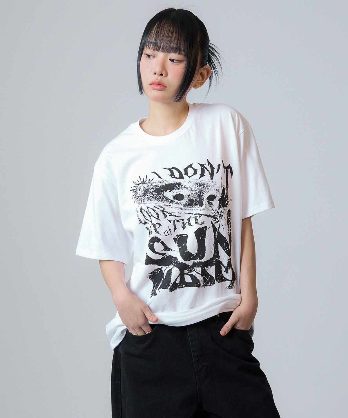 낫띵이즈베럴댄미(NOTHINGISBETTERTHANME) SUN ARTWORK TEE_white