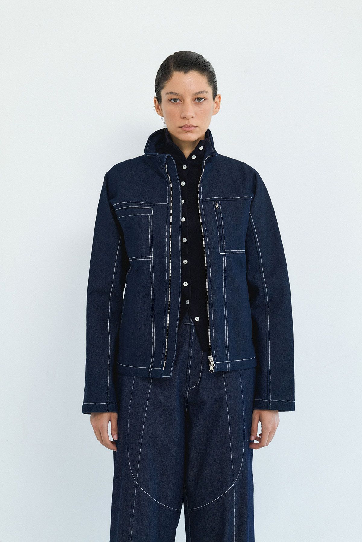 콥키노(KOBKINO) CURVERD DENIM JACKET (DARK BLUE)