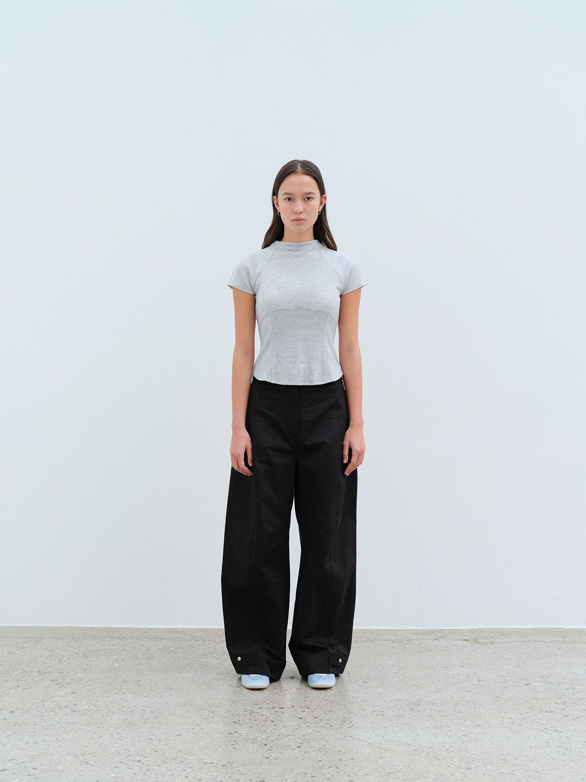 콥키노(KOBKINO) ADJUSTABLE CURVED WIDE PANTS (BLACK)