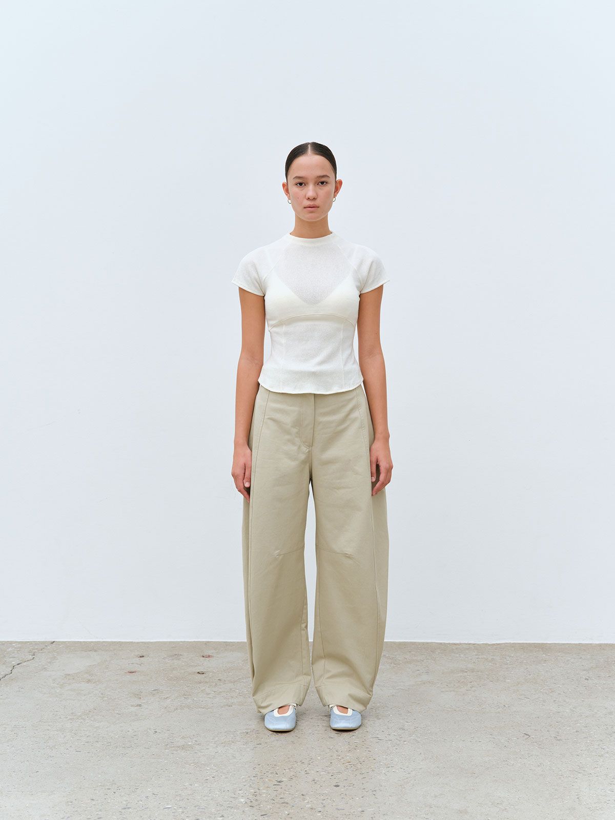콥키노(KOBKINO) ADJUSTABLE CURVED WIDE PANTS(OLIVE)