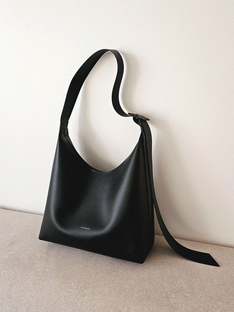 MUSINSA | LECCPROJECT Log Hobo Bag - 4 Colors