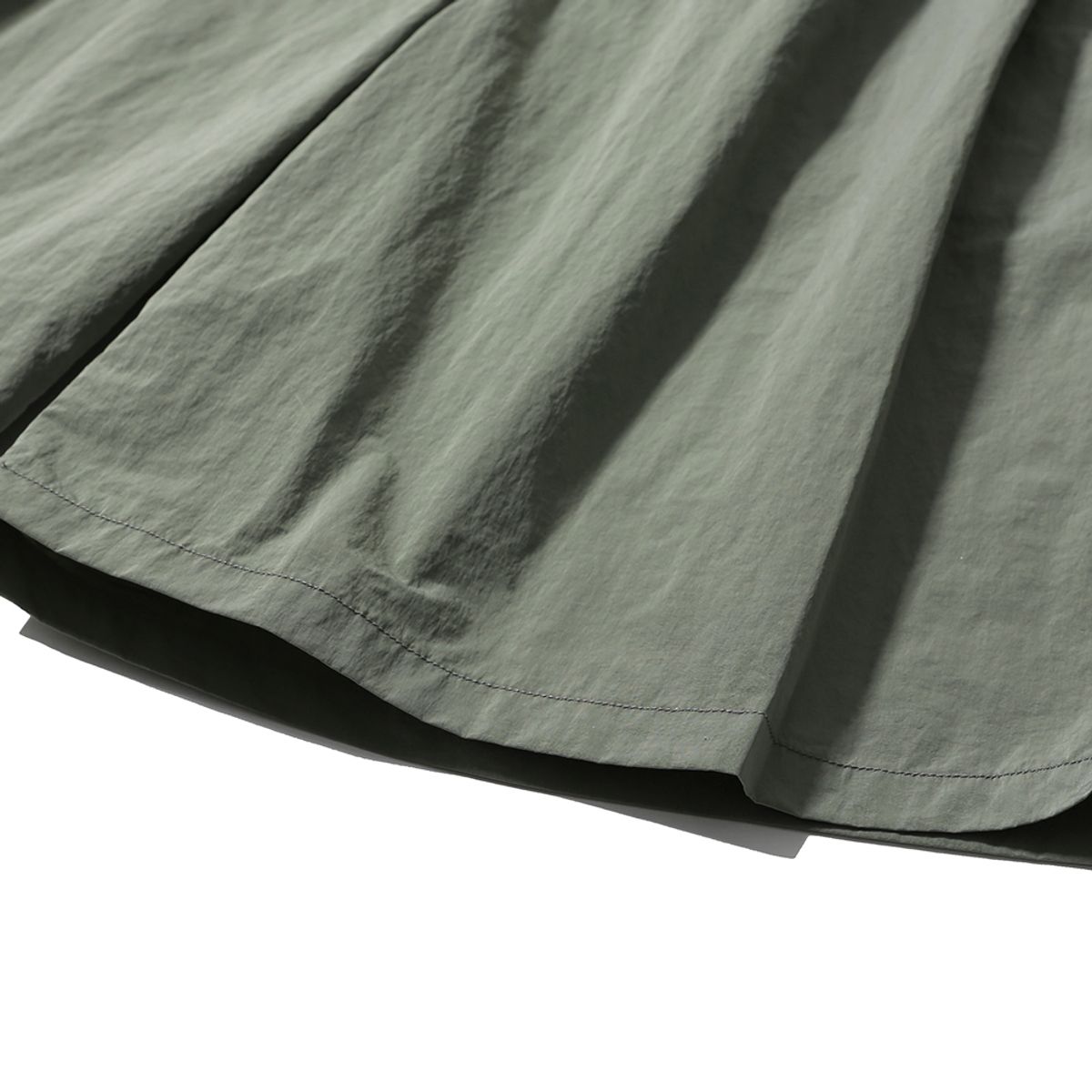 모이프(MOIF) [SS25] WEEKEND SHORTS / FOLIAGE GREEN