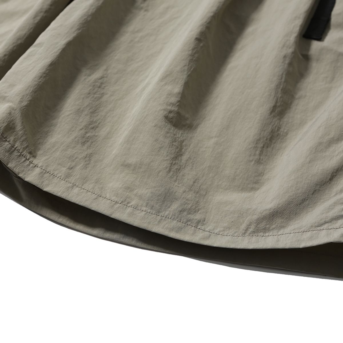 모이프(MOIF) [SS25] WEEKEND SHORTS / SAND