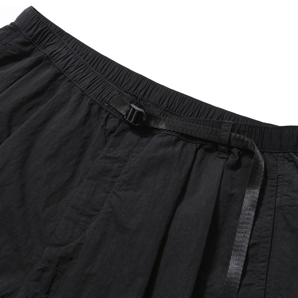 모이프(MOIF) [SS25] WEEKEND SHORTS / BLACK