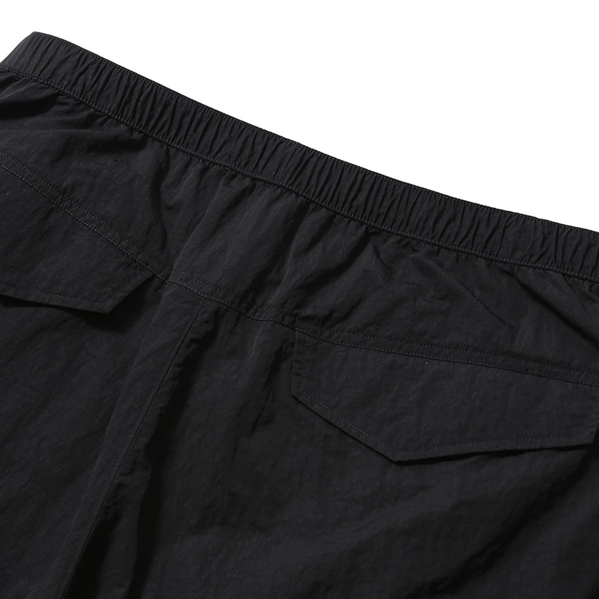 모이프(MOIF) [SS25] WEEKEND SHORTS / BLACK