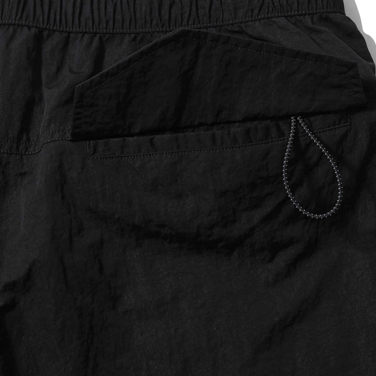 모이프(MOIF) [SS25] WEEKEND SHORTS / BLACK