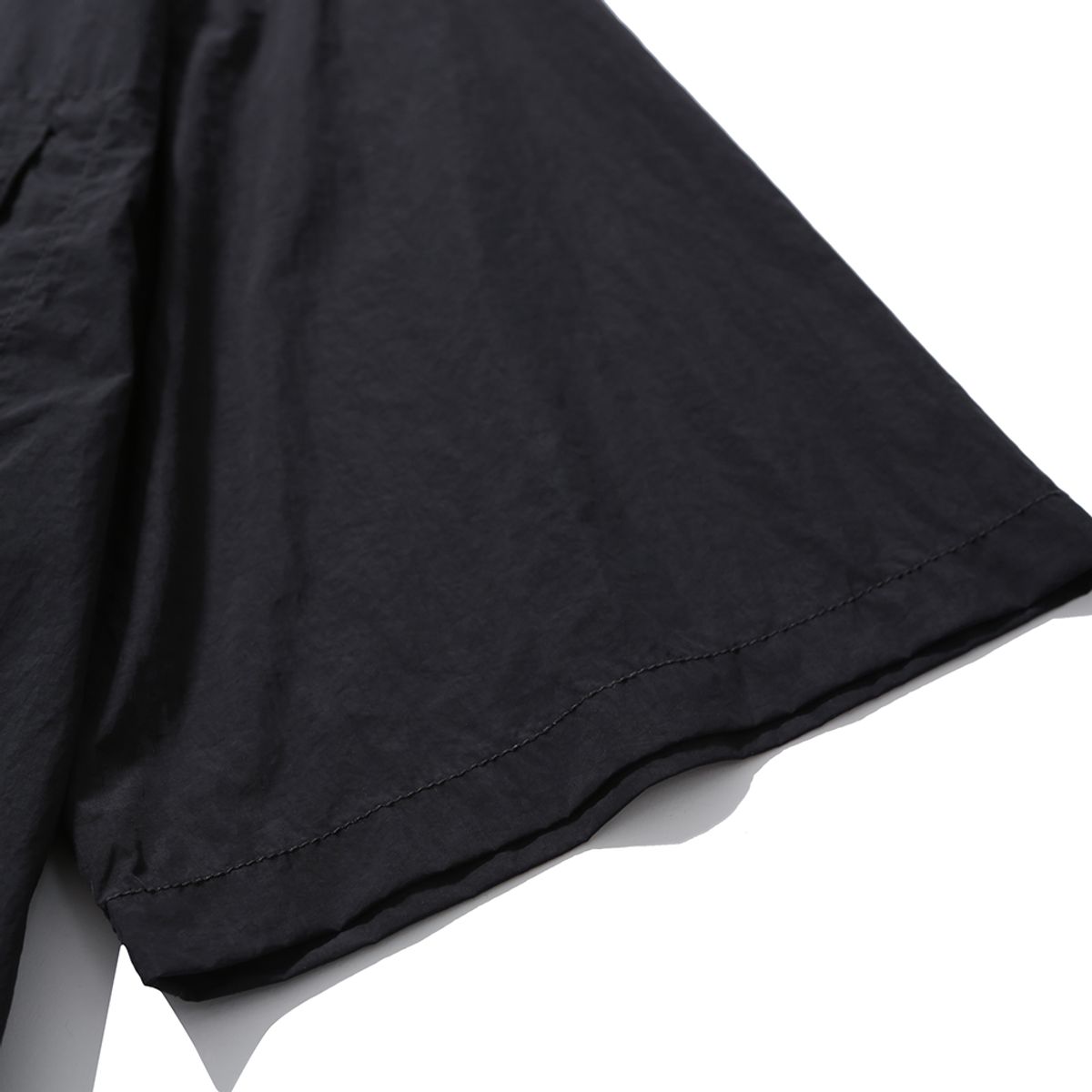 모이프(MOIF) [SS25] HIKER HALF SHIRT / BLACK