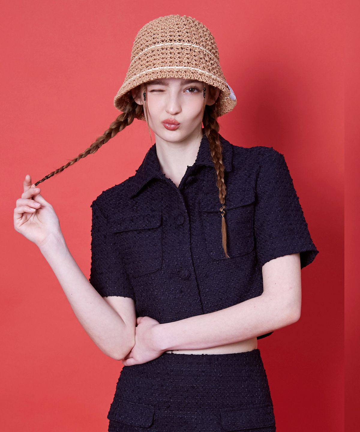 슬리피슬립(SLEEPYSLIP) LINE MINIMAL BROWN BUCKET HAT