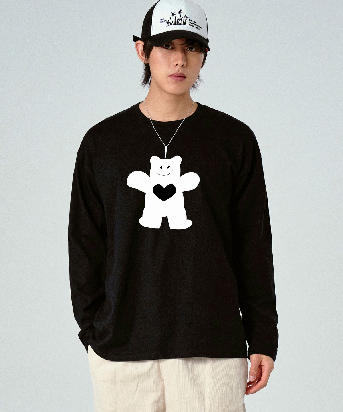 그레이버(GRAVER) [UNISEX]BEAR HEART 롱슬리브 티셔츠_2color