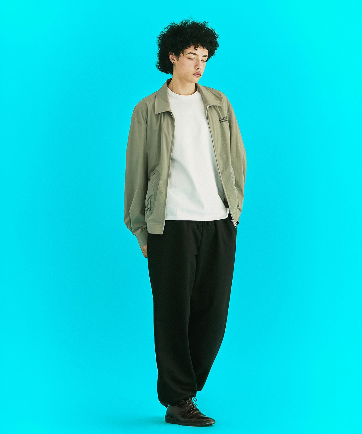 에르에르(ERER) [UN] Vintage Painted Nylon Blouson Khaki