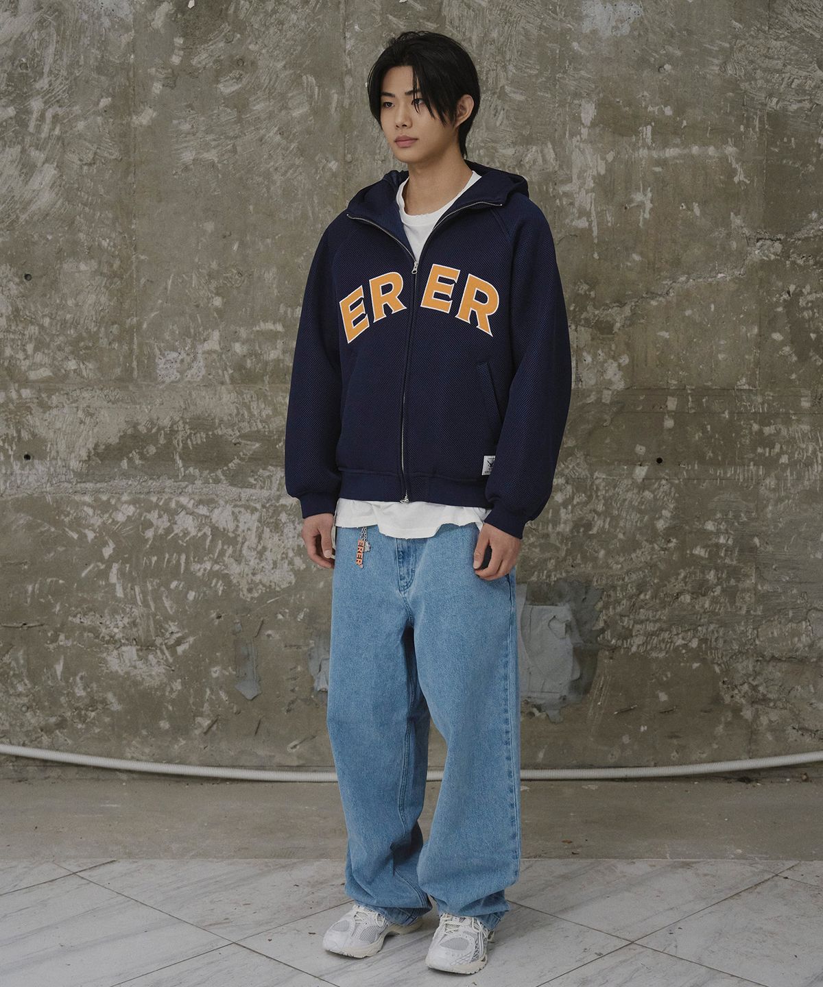 에르에르(ERER) [UN] Mesh Applique Hoodie Zip-Up Navy
