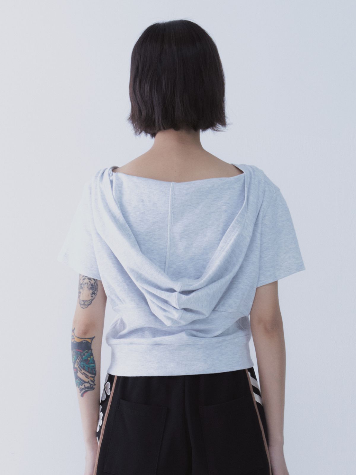 쎄쎄쎄(SETSETSET) SUMMER THREE BUTTON HOODIE MELANG WHITE