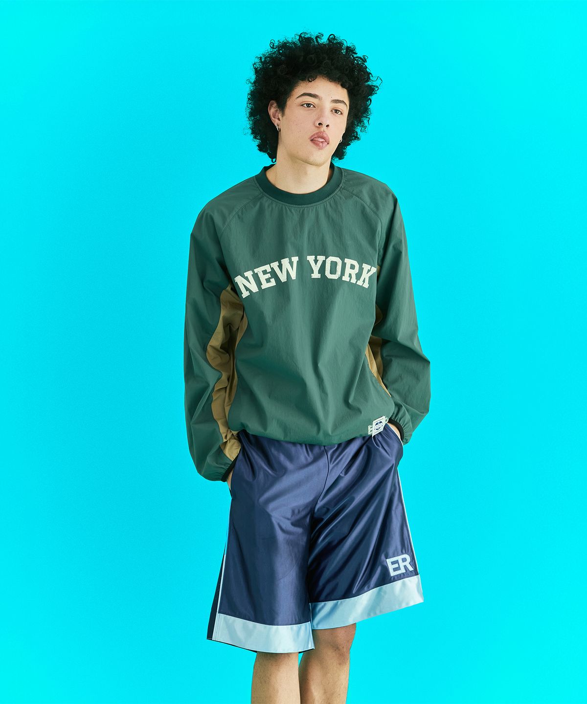 에르에르(ERER) [UN] Applique Basketball Pants Navy