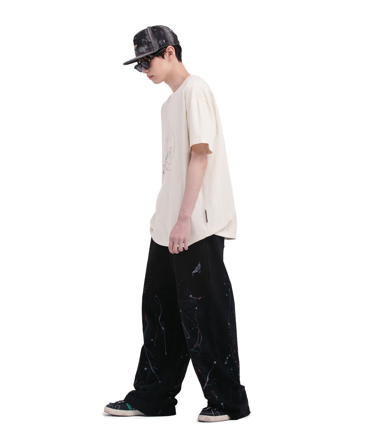 데프가먼츠(DEFGARMENTS) PIG HUMAN FORM T-SHIRTS [IVORY]