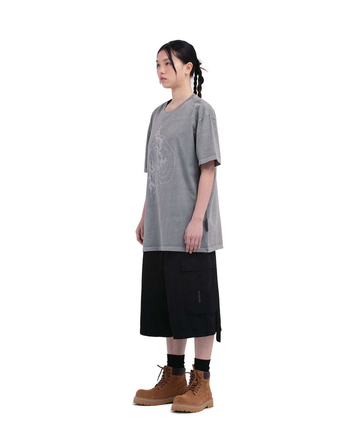 데프가먼츠(DEFGARMENTS) PIG HUMAN FORM T-SHIRTS [GRAY]