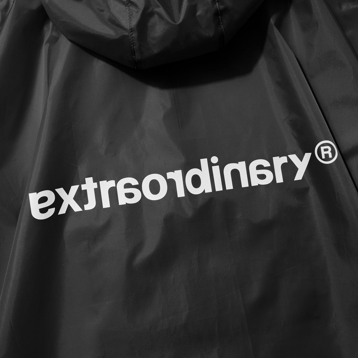 엑스트라오디너리(EXTRAORDINARY) EX RAIN COAT BLACK