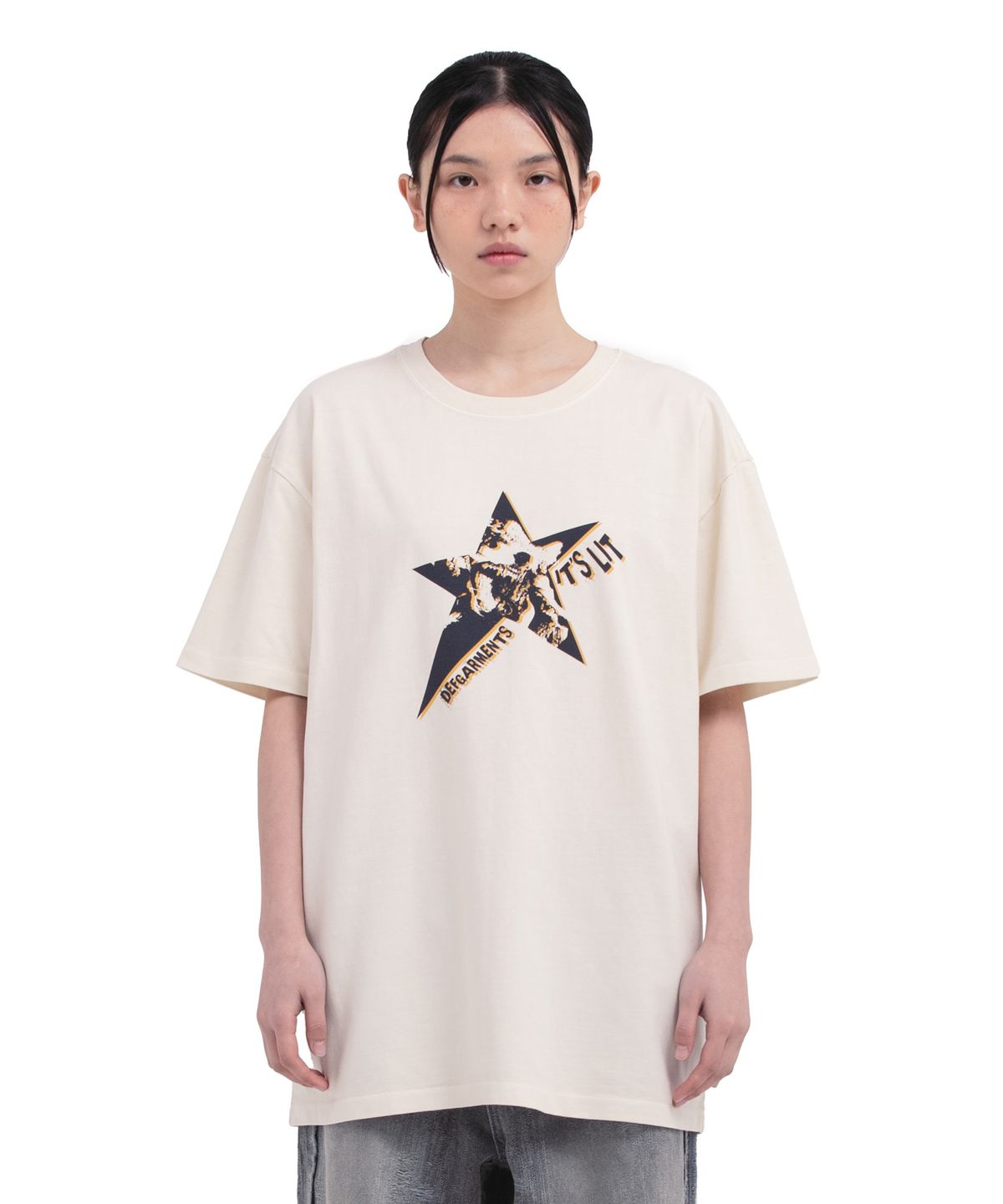 데프가먼츠(DEFGARMENTS) PIG ROCK T-SHIRTS [2COLOR]
