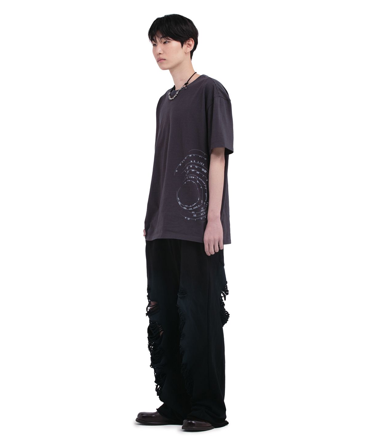 데프가먼츠(DEFGARMENTS) STRIPE ROUTE T-SHIRTS
