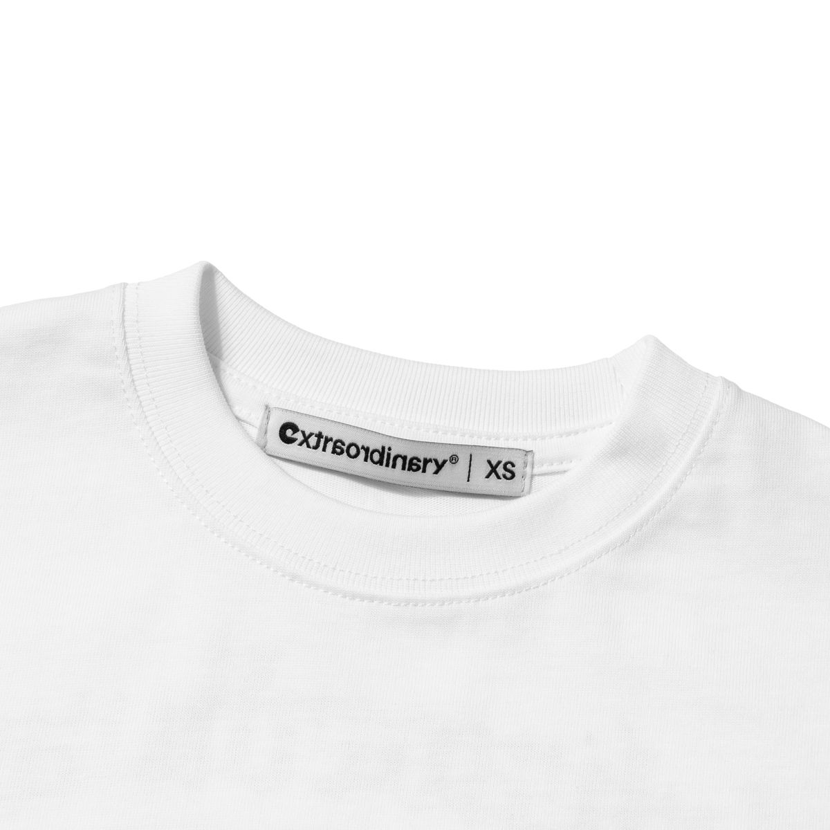 엑스트라오디너리(EXTRAORDINARY) W BLACK LETTER LOGO TEE OFF WHITE