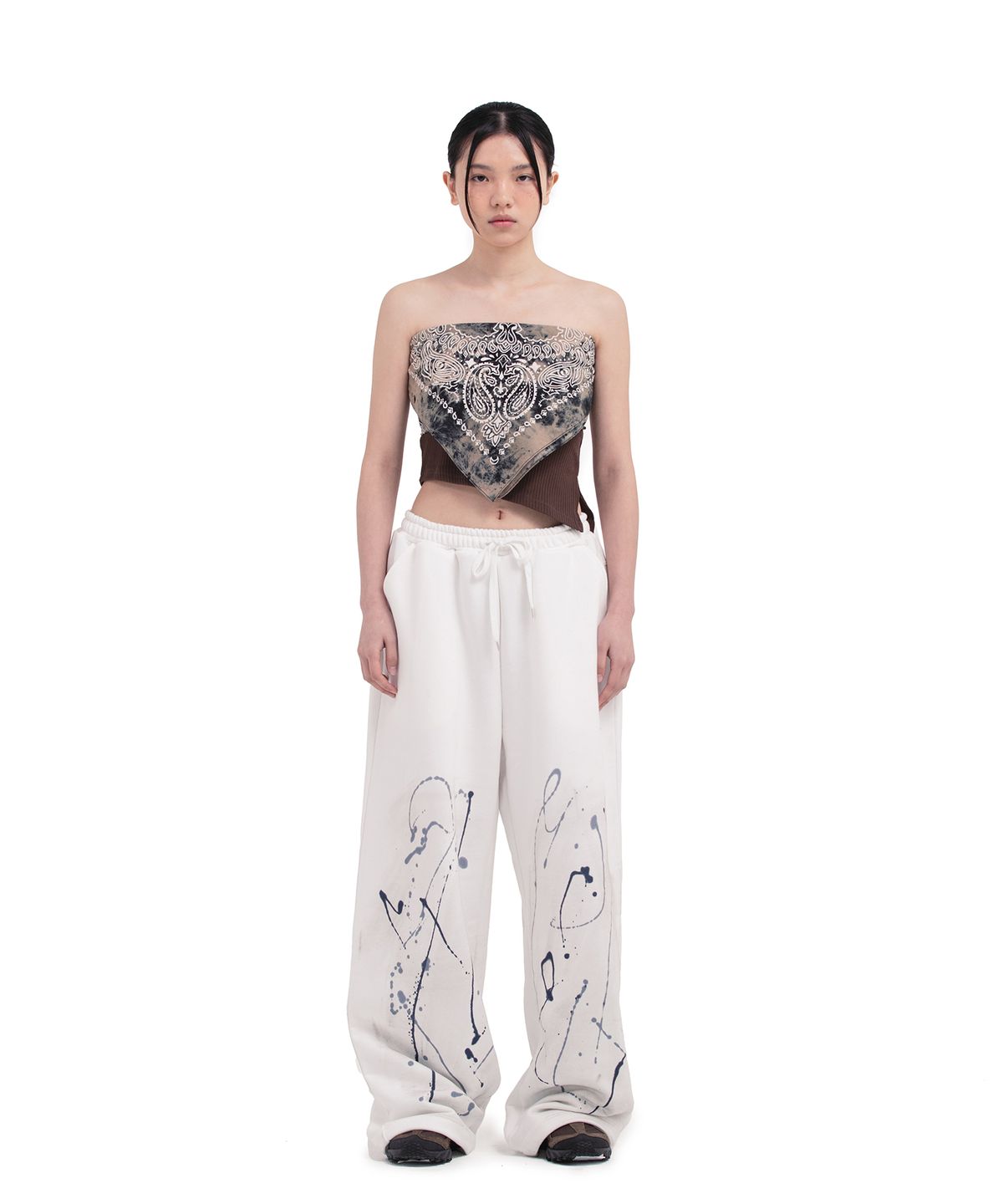 데프가먼츠(DEFGARMENTS) FEATHER PAINTING PANTS [WHITE]