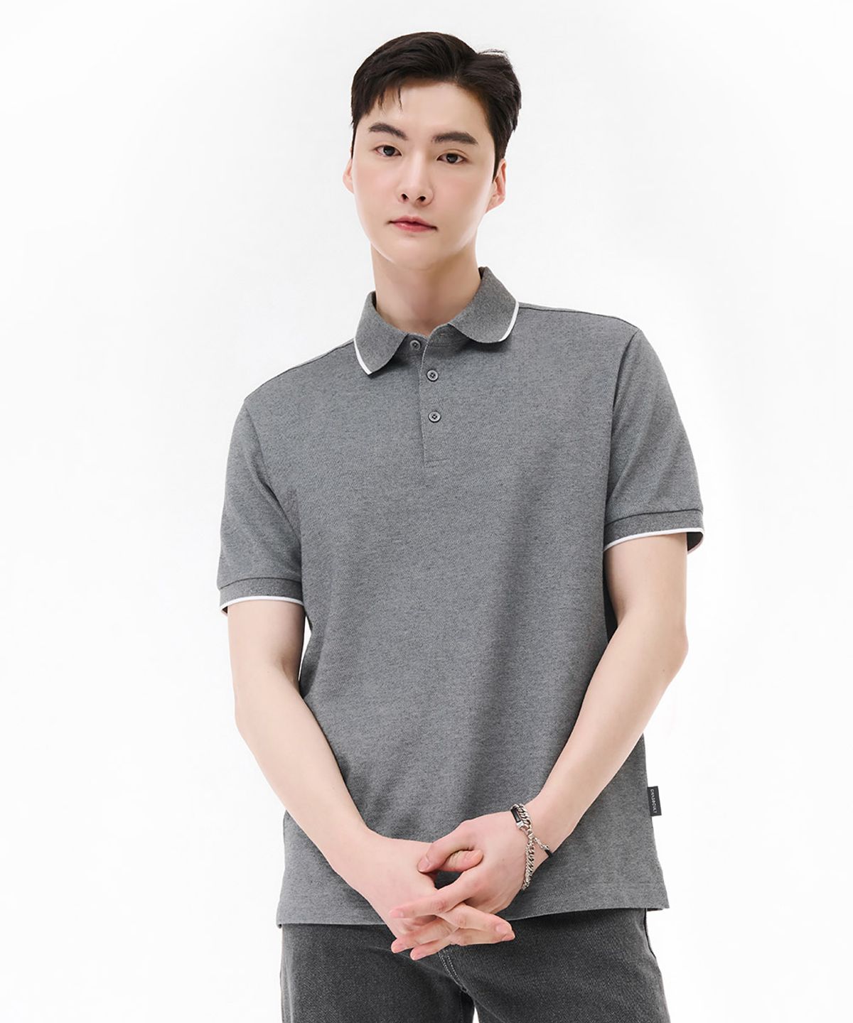 체이스컬트(CHASECULT) 남성 팁배색 쿨피케 카라 티셔츠-차콜