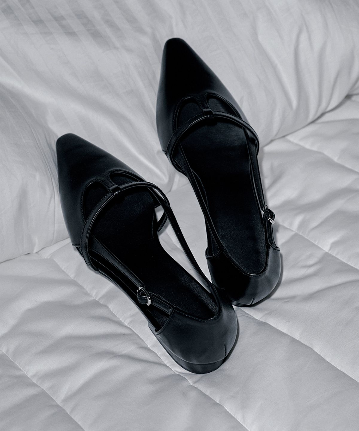 앤티어리(ANTIARY) Pin pumps 3Color