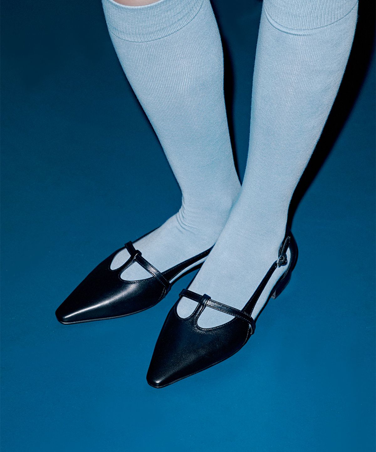 앤티어리(ANTIARY) Pin pumps 3Color