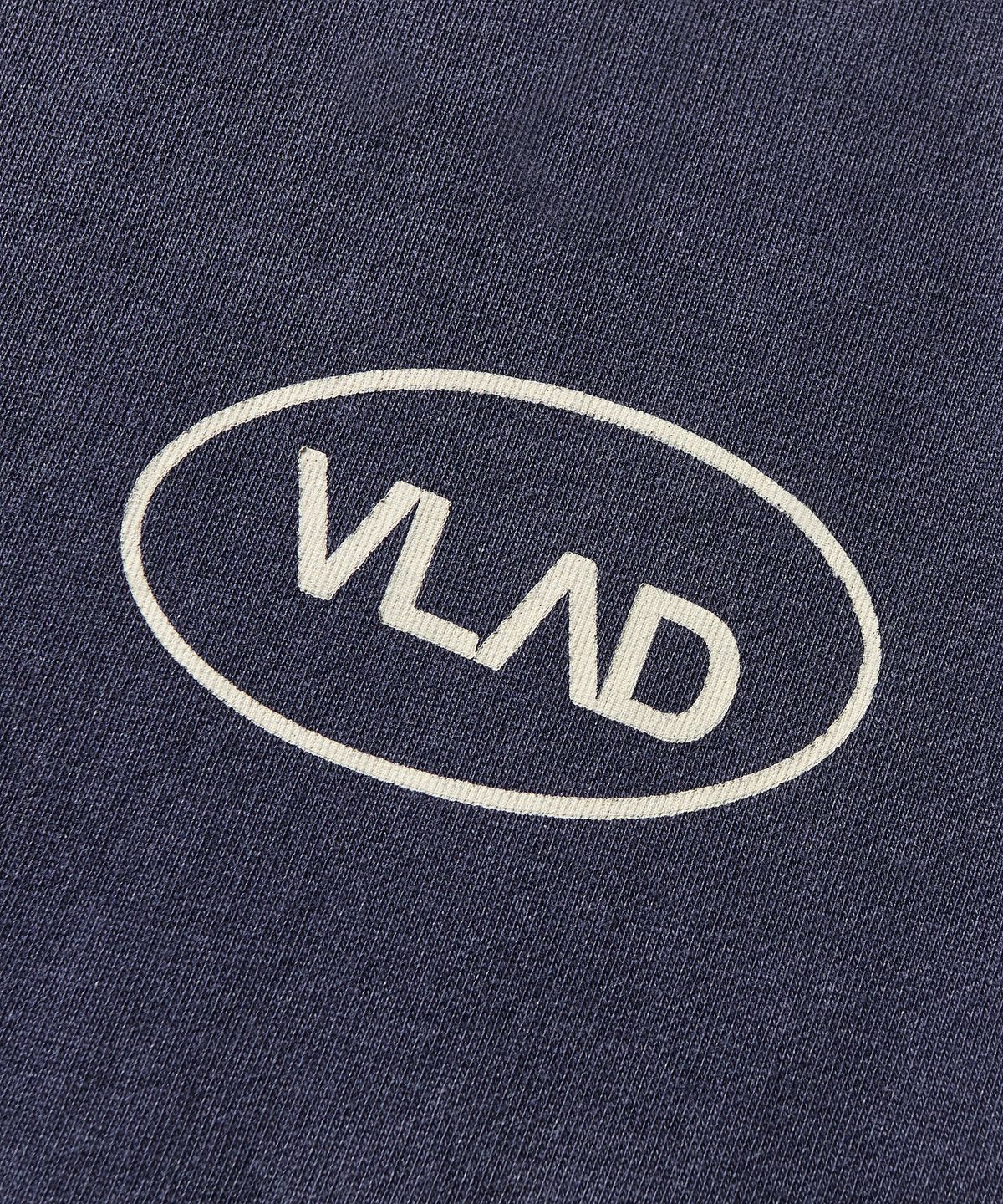 디미트리블랙(DIMITRI BLACK) VLAD 스몰 로고 페이드 워싱 반팔 티셔츠_피그먼트 네이비