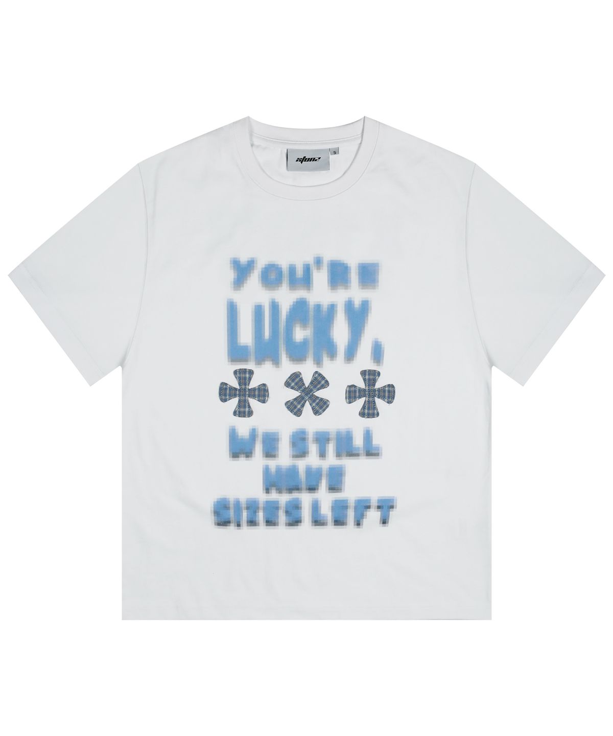 엑스톤즈(XTONZ) XTT127 픽셀 체크 아플리케 티셔츠 (WHITE)