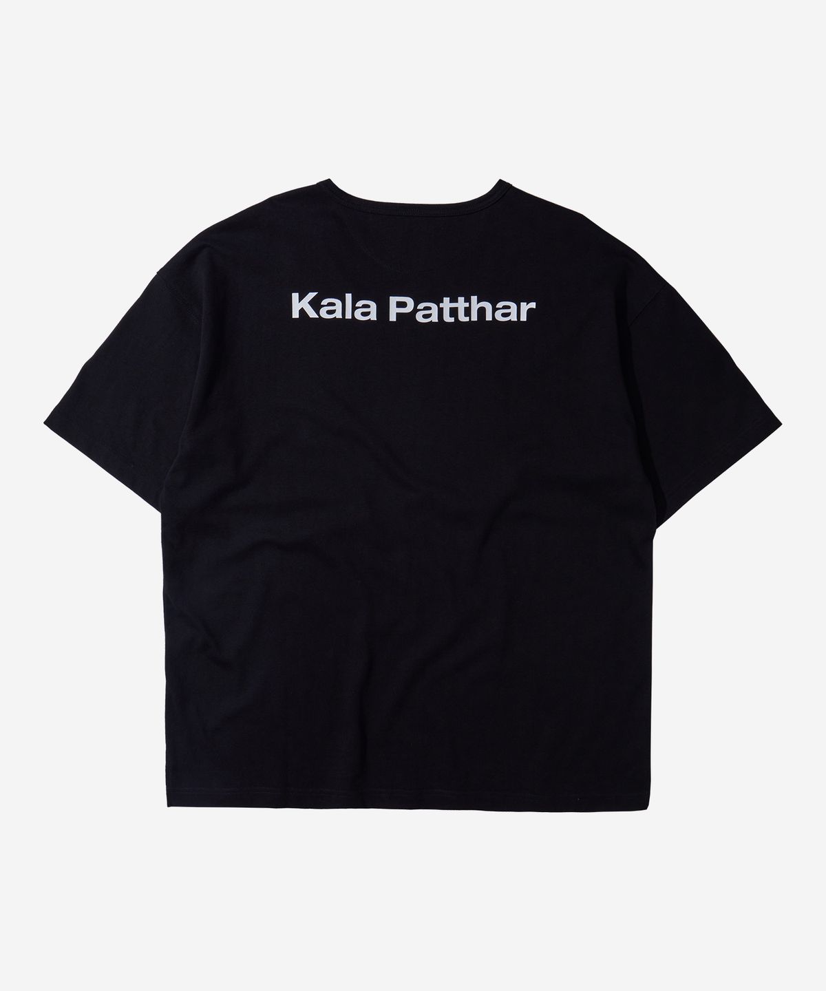 칼라파타르(KALAPATTHAR) [PRINGLES X KALAPATTHAR] Bowtie T-Shirt - Black