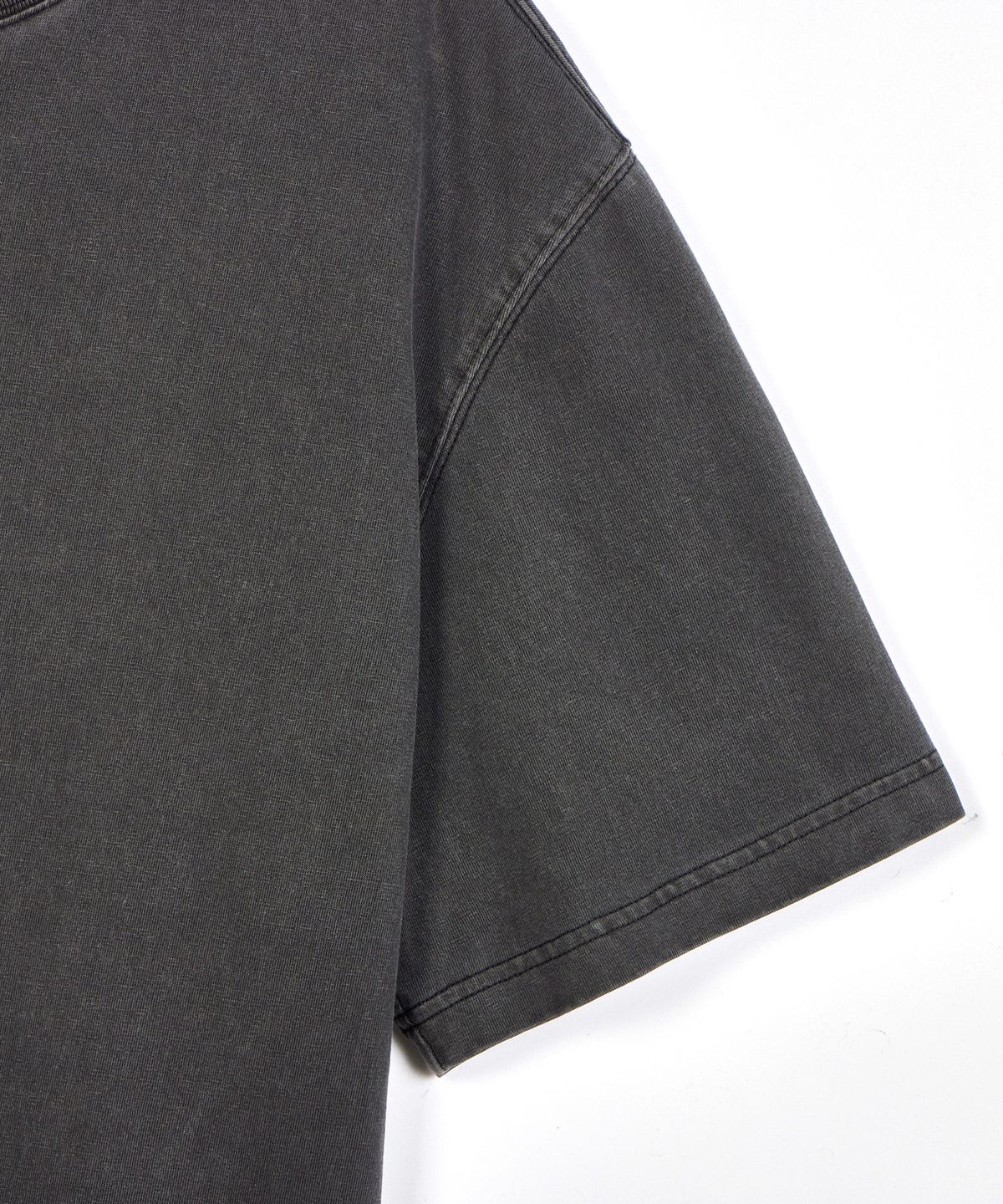 필더스(FIELDERS) BASIC BACK INCISION SHORT-SLEEVED T-SHIRT BLACK