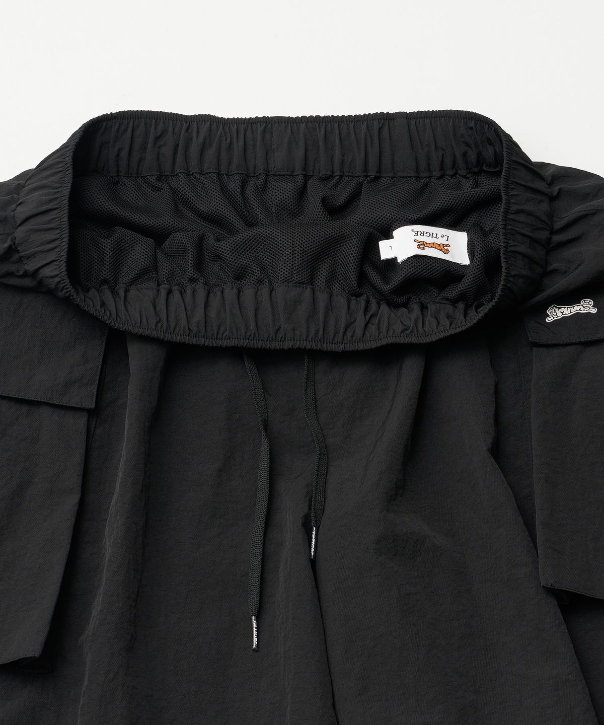 르티그레(LE TIGRE) Modern Cargo shorts (Black)